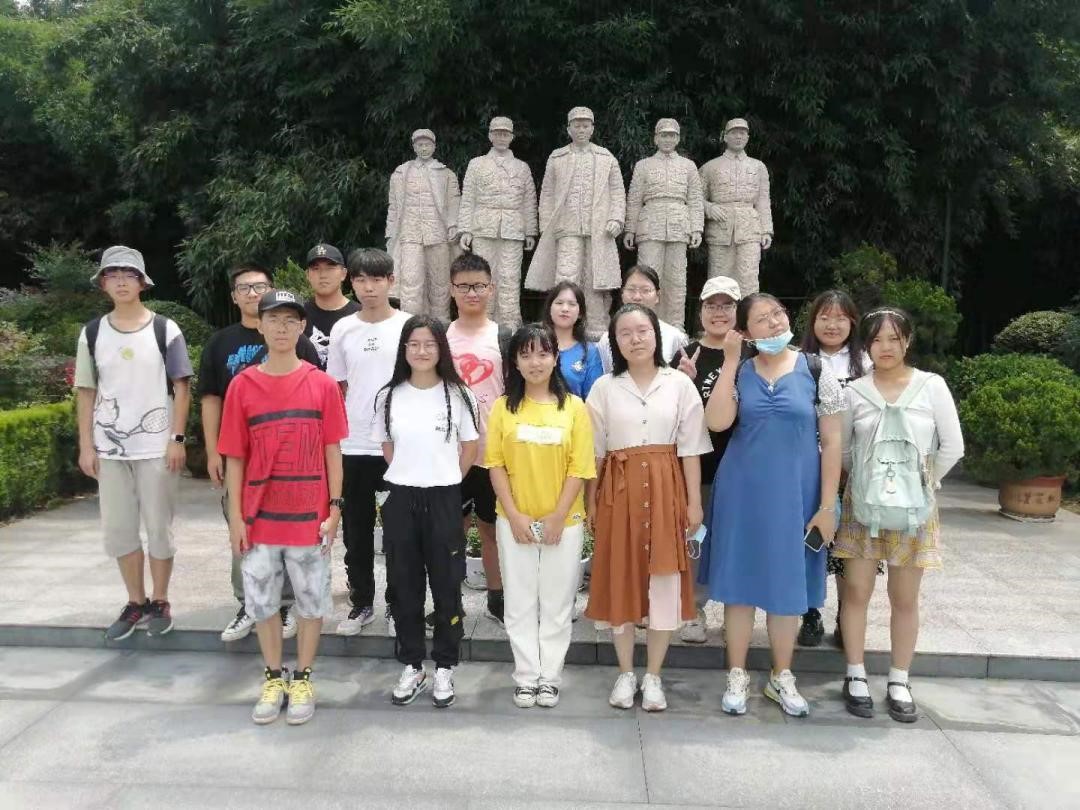 1627893032085076154.jpg 1627893032085076154.jpg